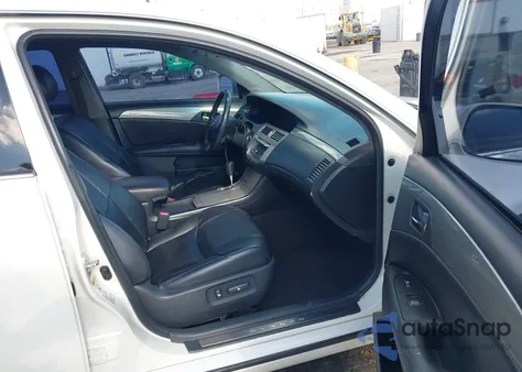 2005 Toyota Avalon Touring z USA, uszkodzony, nr VIN 4T1BK36B75U046580